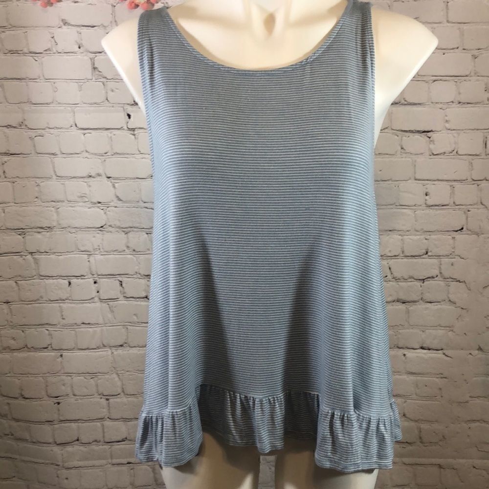 Mossimo swing top  